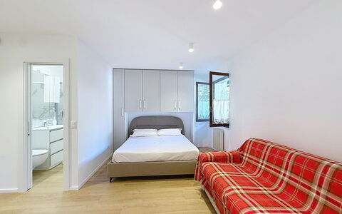 Canazei 590: Möbel, Interior Design, Flooring, Fussboden, Zimmer, Decke, Bett, Textil, Wohnung, Schlafzimmer