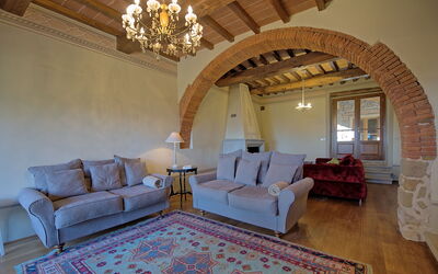 Donna Clara: Eigentum, Zimmer, Gebäude, Interior Design, Möbel, Wohnzimmer, Decke, Estate, Grundeigentum, Haus